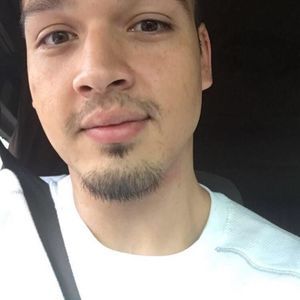 Meet your Posher, Jeromi